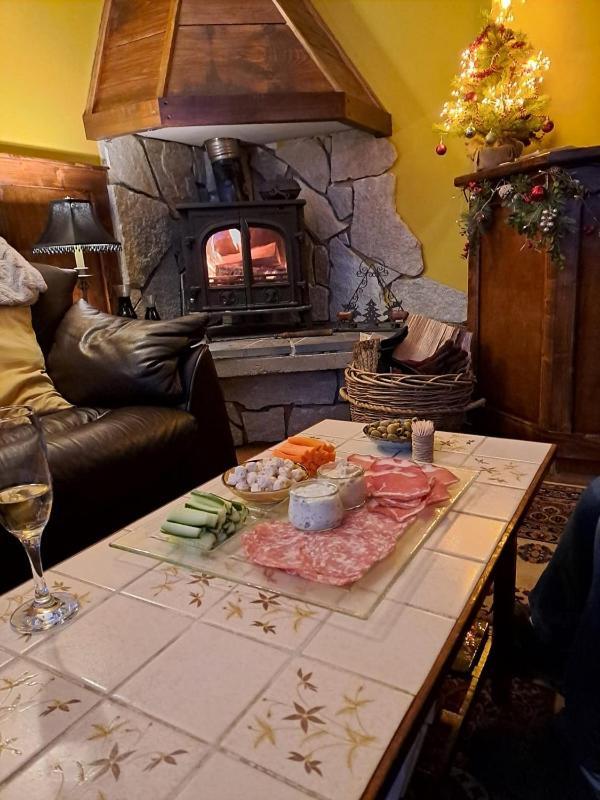 Soupiets Bed & Breakfast Betpouey Екстериор снимка
